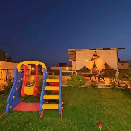 Villa Marygold